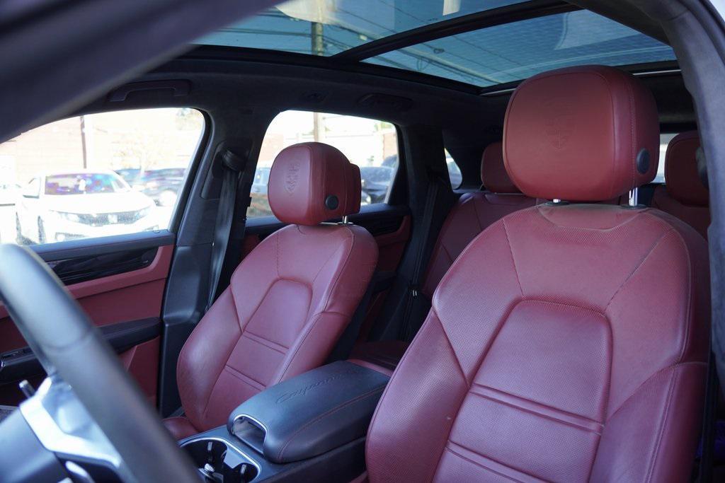 used 2019 Porsche Cayenne car, priced at $33,495