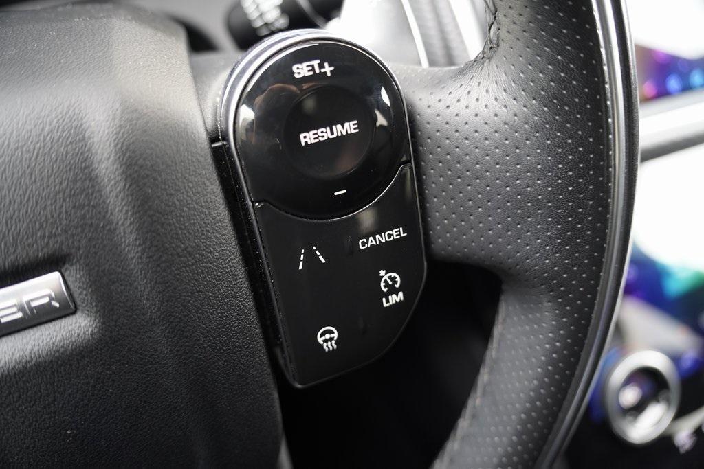 used 2020 Land Rover Range Rover Velar car, priced at $27,495