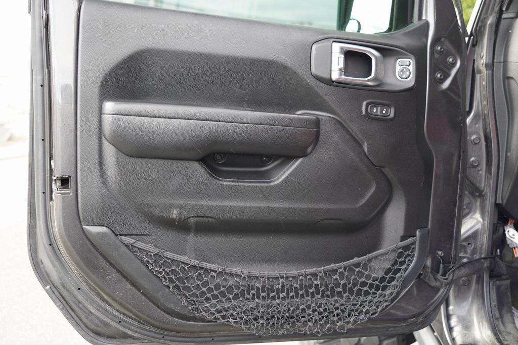 used 2021 Jeep Gladiator car, priced at $31,995