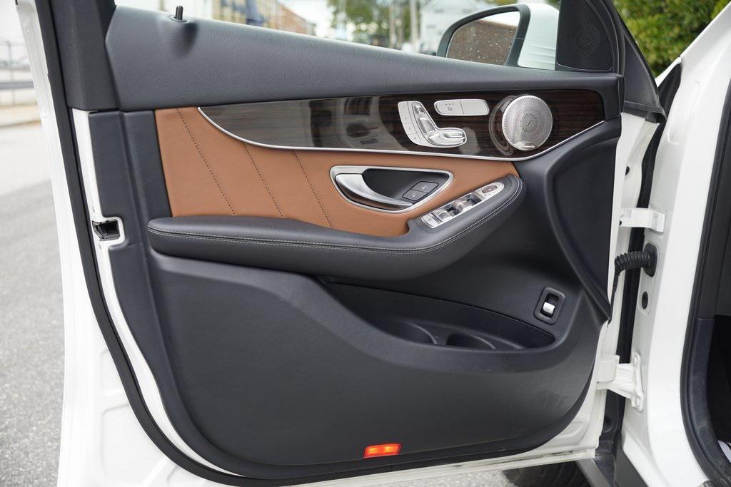 used 2021 Mercedes-Benz GLC 300 car, priced at $18,495