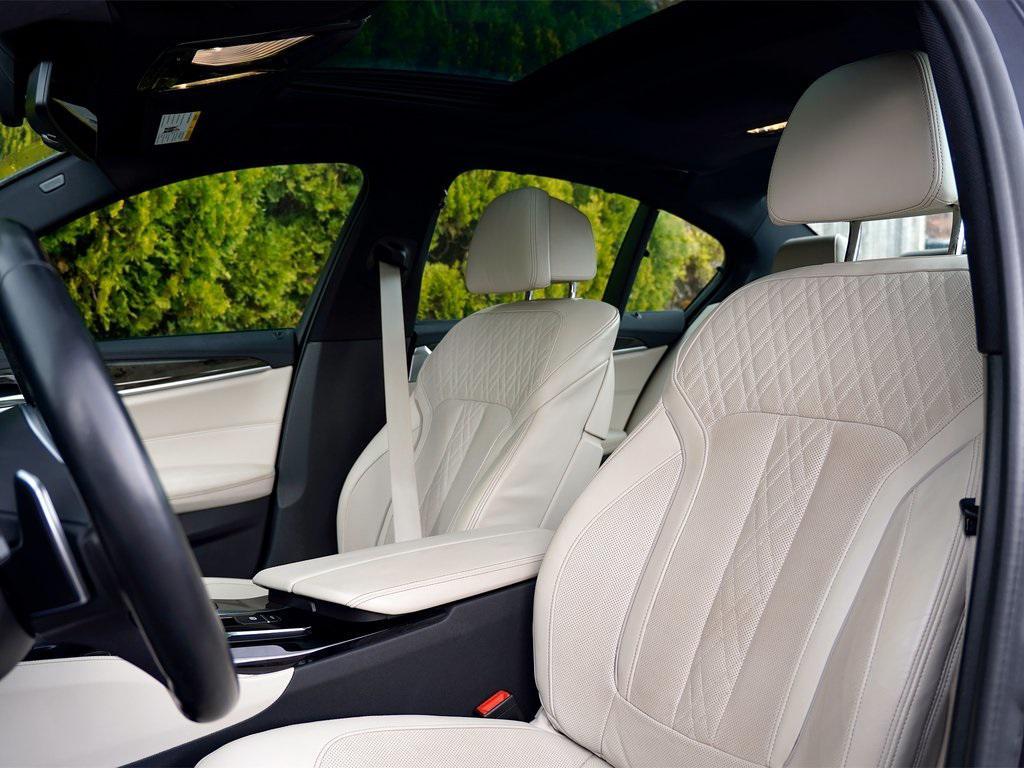 used 2019 BMW M550 car, priced at $27,995