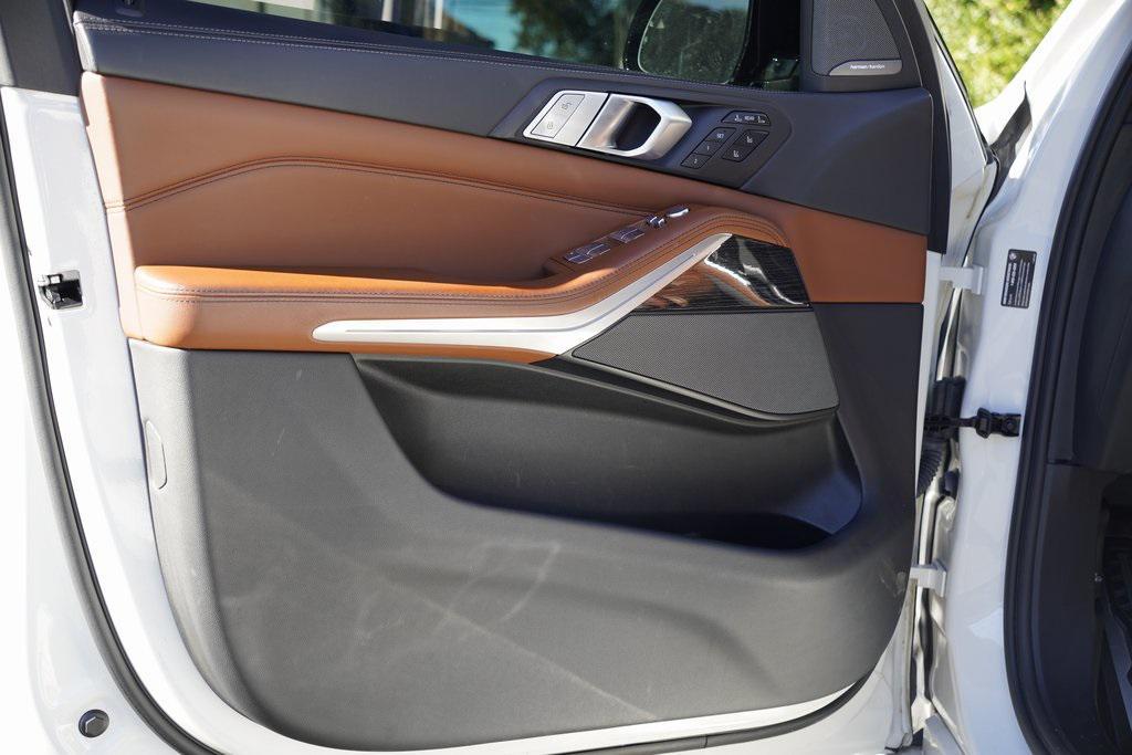 used 2022 BMW X7 car, priced at $45,995