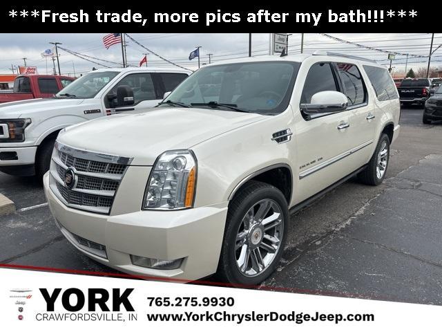 used 2014 Cadillac Escalade ESV car, priced at $20,555