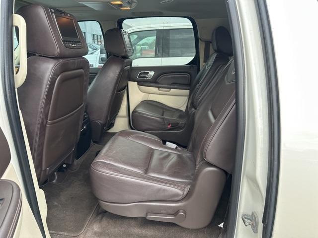 used 2014 Cadillac Escalade ESV car, priced at $20,555