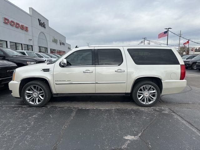 used 2014 Cadillac Escalade ESV car, priced at $20,555