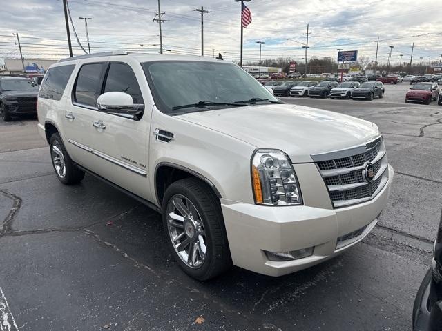 used 2014 Cadillac Escalade ESV car, priced at $20,555