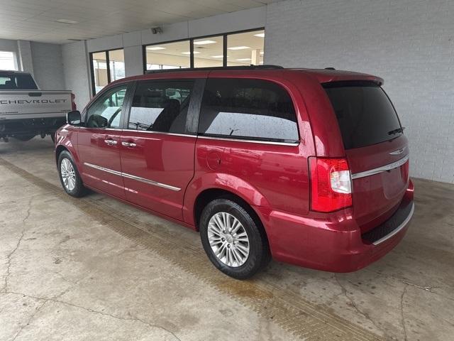 used 2015 Chrysler Town & Country car, priced at $8,850