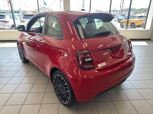 new 2024 FIAT 500e car, priced at $29,095