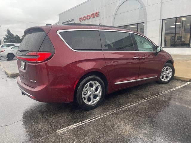 used 2023 Chrysler Pacifica car, priced at $36,500