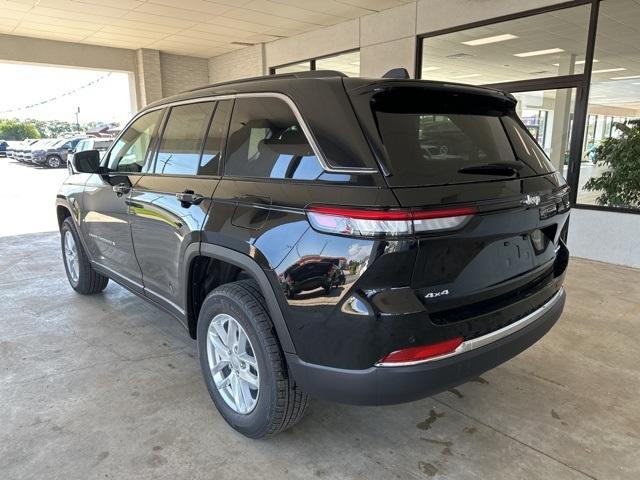 new 2024 Jeep Grand Cherokee car, priced at $39,063