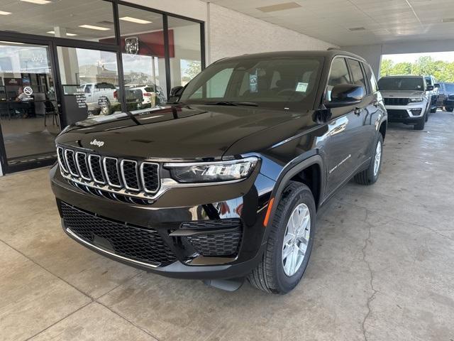 new 2024 Jeep Grand Cherokee car, priced at $39,063