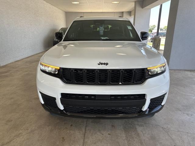 new 2024 Jeep Grand Cherokee L car, priced at $40,665