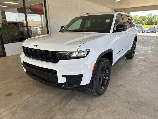 new 2024 Jeep Grand Cherokee L car, priced at $40,665