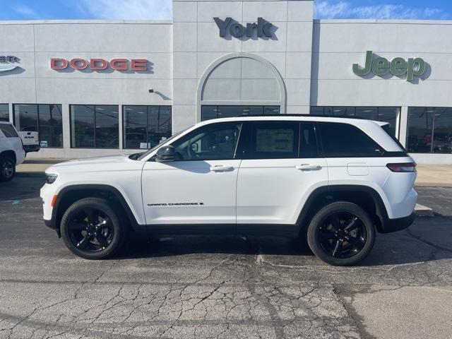 new 2025 Jeep Grand Cherokee car, priced at $42,080