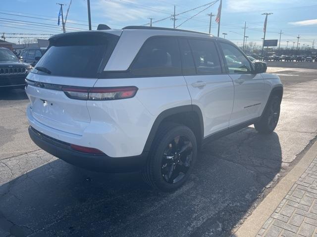 new 2025 Jeep Grand Cherokee car, priced at $42,080