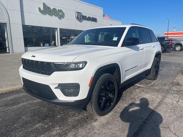 new 2025 Jeep Grand Cherokee car, priced at $42,080