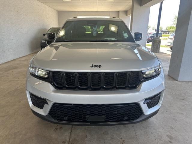 new 2024 Jeep Grand Cherokee car, priced at $51,431