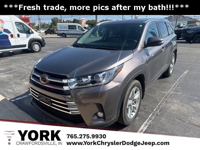 used 2018 Toyota Highlander car, priced at $26,000