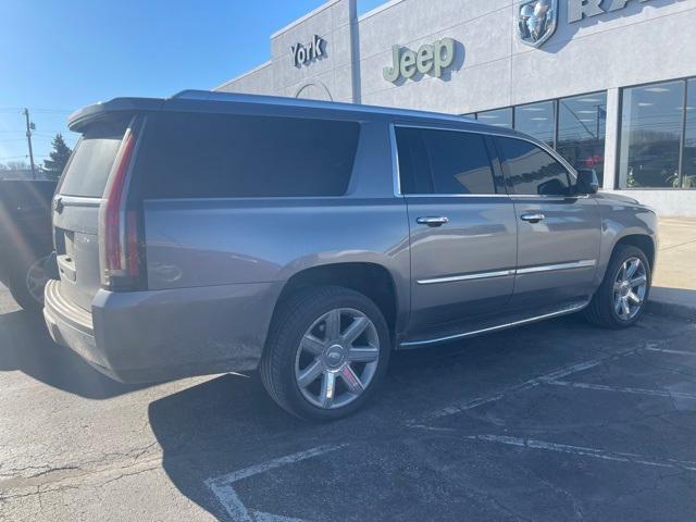 used 2019 Cadillac Escalade ESV car, priced at $35,000