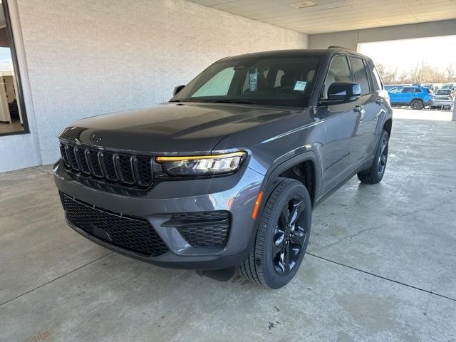 new 2025 Jeep Grand Cherokee car, priced at $45,500