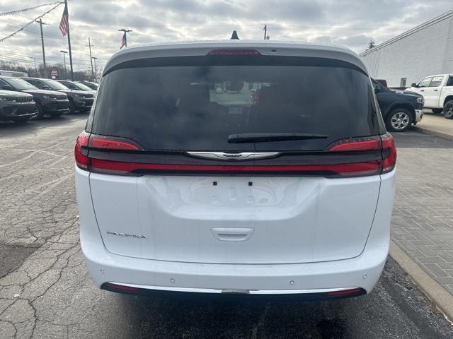 new 2025 Chrysler Pacifica car, priced at $41,145