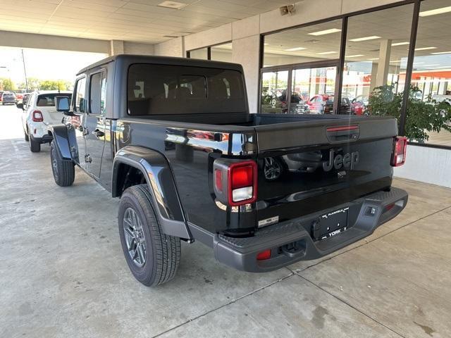 new 2024 Jeep Gladiator car, priced at $44,028