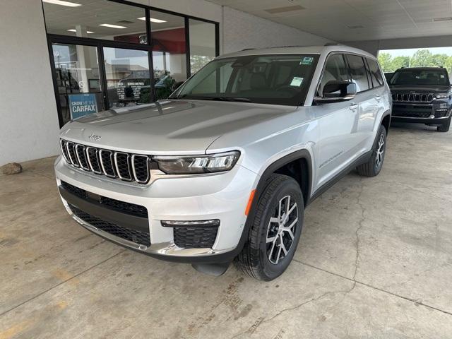 new 2023 Jeep Grand Cherokee L car, priced at $48,000