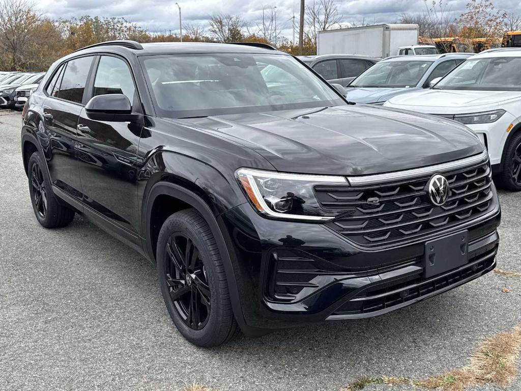new 2026 Volkswagen Atlas Cross Sport car, priced at $50,340