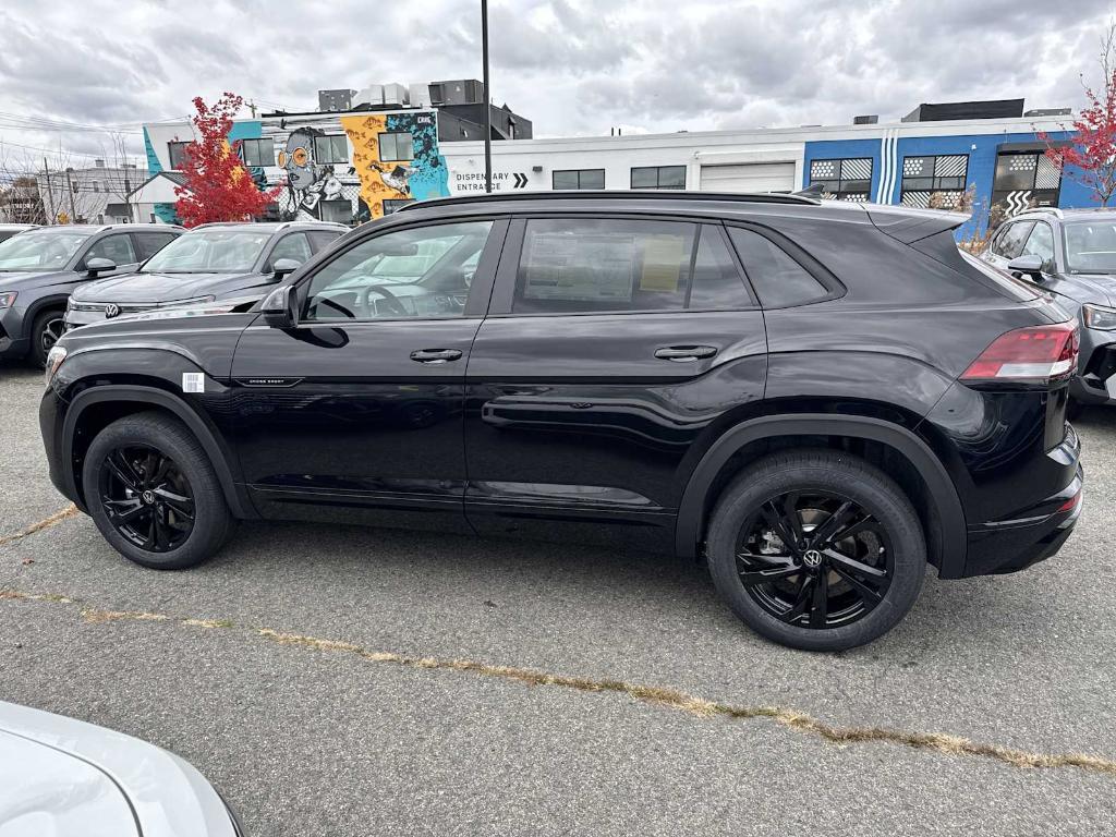 new 2026 Volkswagen Atlas Cross Sport car, priced at $50,340