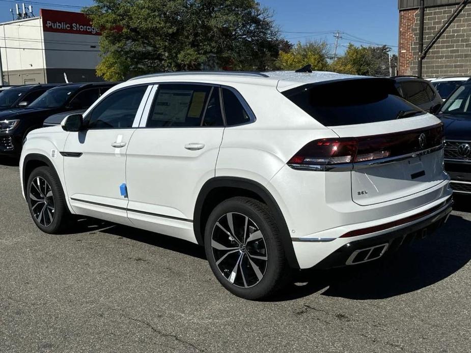 new 2024 Volkswagen Atlas Cross Sport car, priced at $49,336