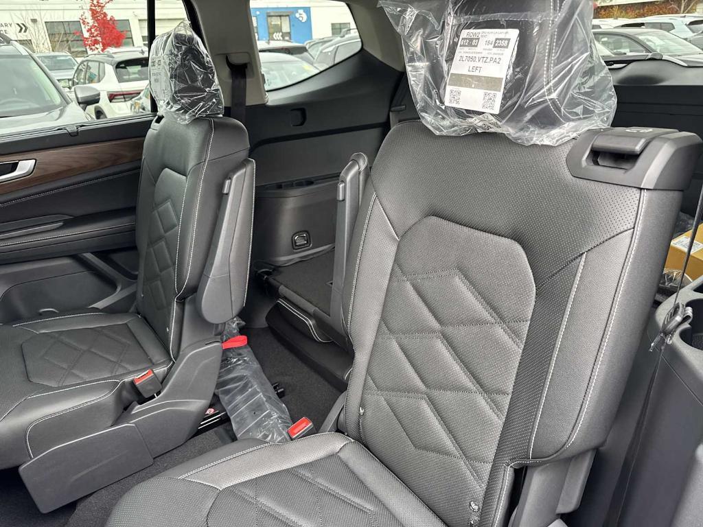 new 2026 Volkswagen Atlas car, priced at $46,105