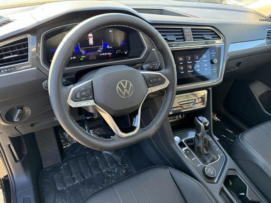 new 2024 Volkswagen Tiguan car, priced at $32,412