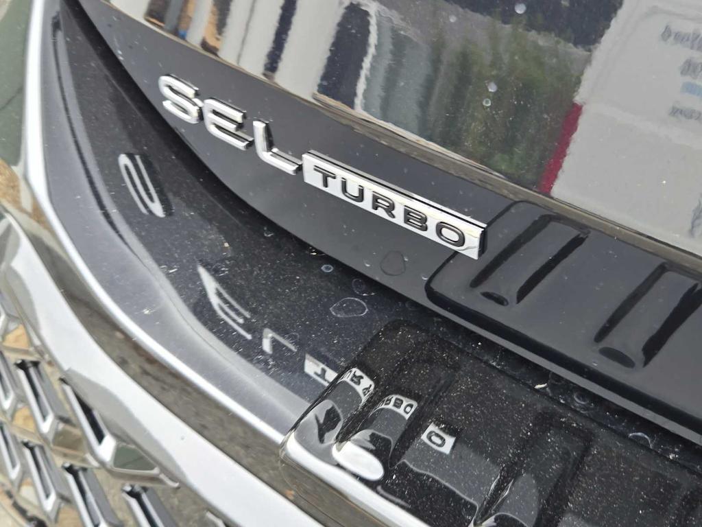 new 2026 Volkswagen Tiguan car, priced at $45,852