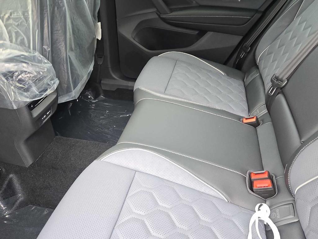 new 2026 Volkswagen Tiguan car, priced at $45,852