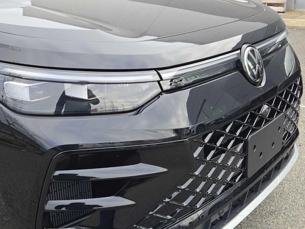 new 2026 Volkswagen Tiguan car, priced at $45,852