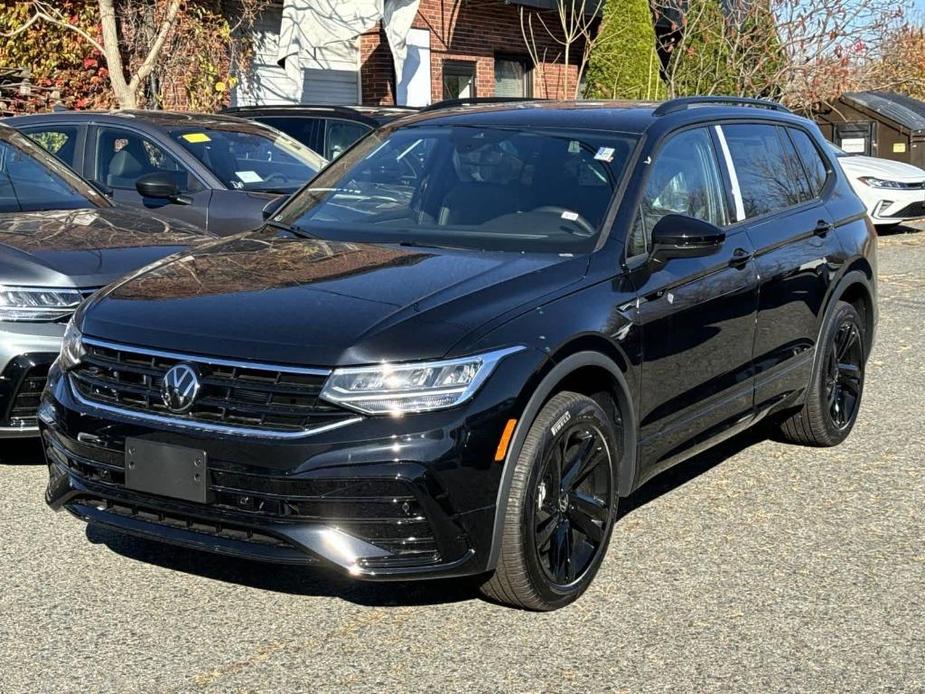 new 2024 Volkswagen Tiguan car, priced at $33,890