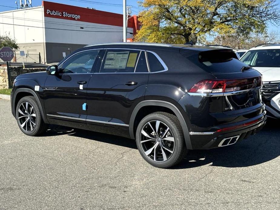 new 2025 Volkswagen Atlas Cross Sport car, priced at $51,262