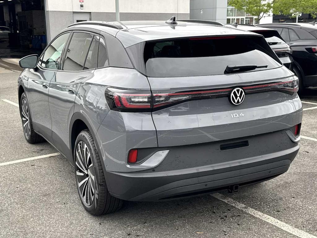 new 2025 Volkswagen ID.4 car, priced at $44,579