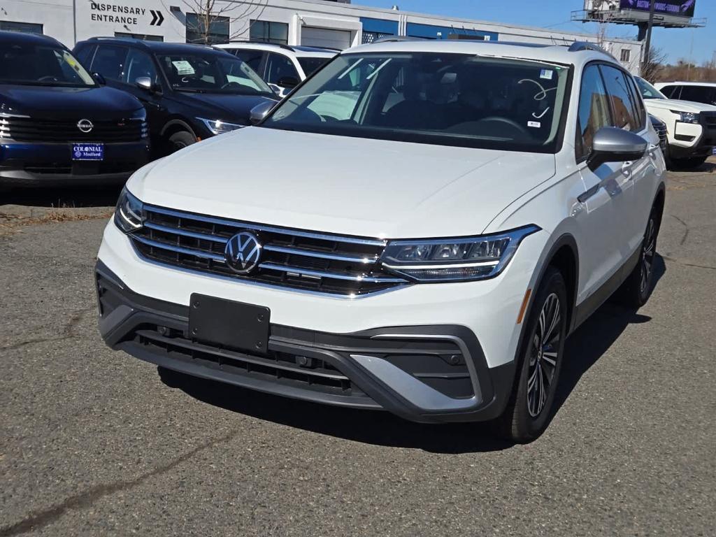 new 2024 Volkswagen Tiguan car, priced at $31,508