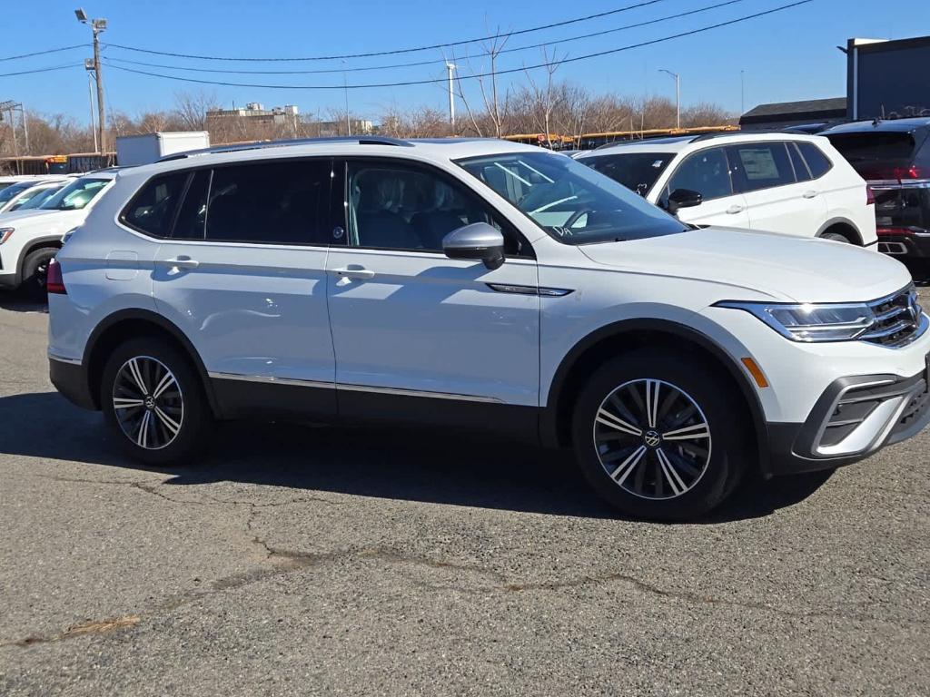 new 2024 Volkswagen Tiguan car, priced at $31,508