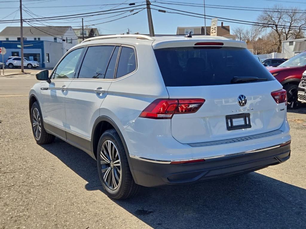 new 2024 Volkswagen Tiguan car, priced at $31,508