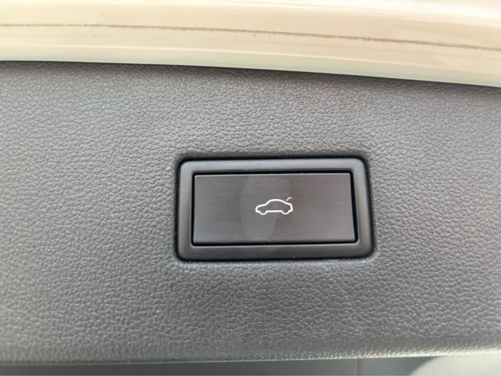 used 2022 Volkswagen Tiguan car, priced at $29,981