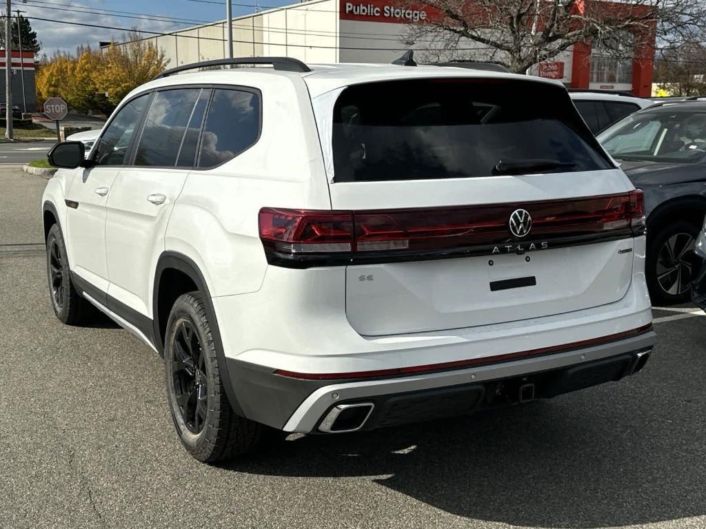 new 2025 Volkswagen Atlas car, priced at $45,677