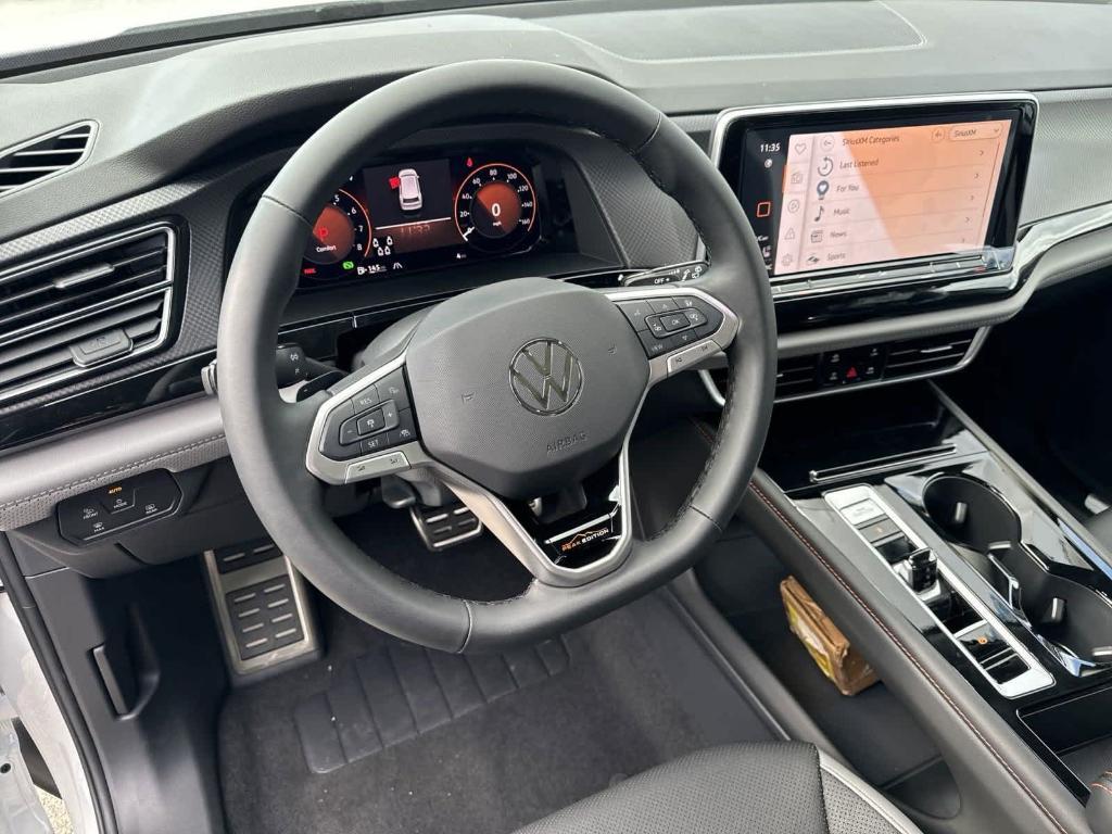 new 2025 Volkswagen Atlas car, priced at $45,677