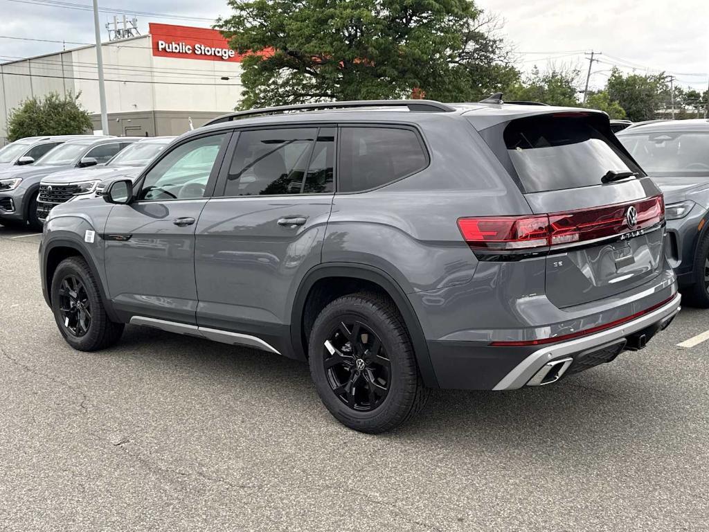 new 2025 Volkswagen Atlas car, priced at $43,495