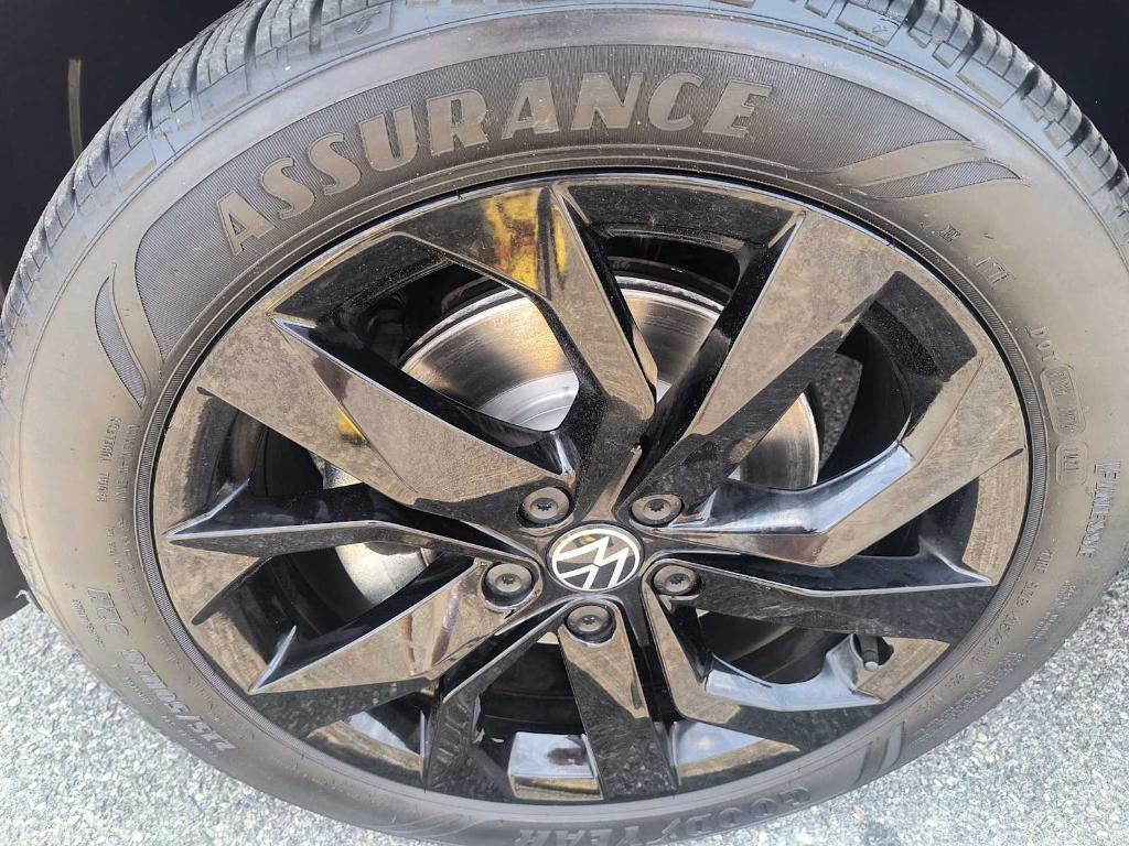 used 2024 Volkswagen Taos car, priced at $27,691