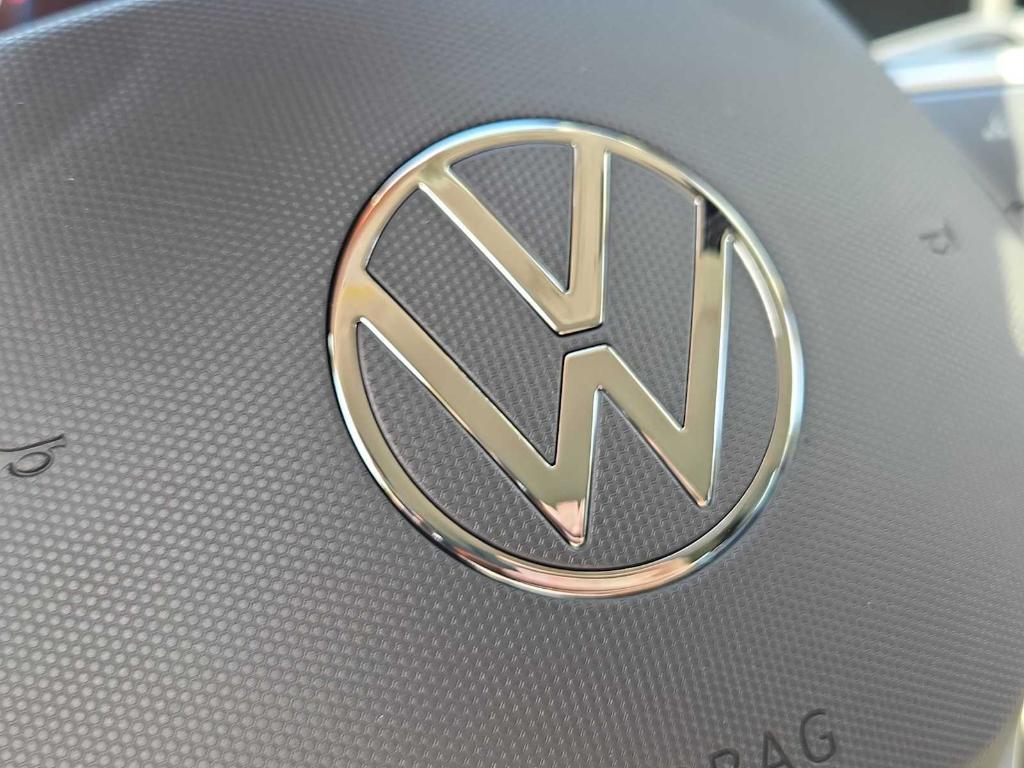 new 2025 Volkswagen Tiguan car, priced at $34,039
