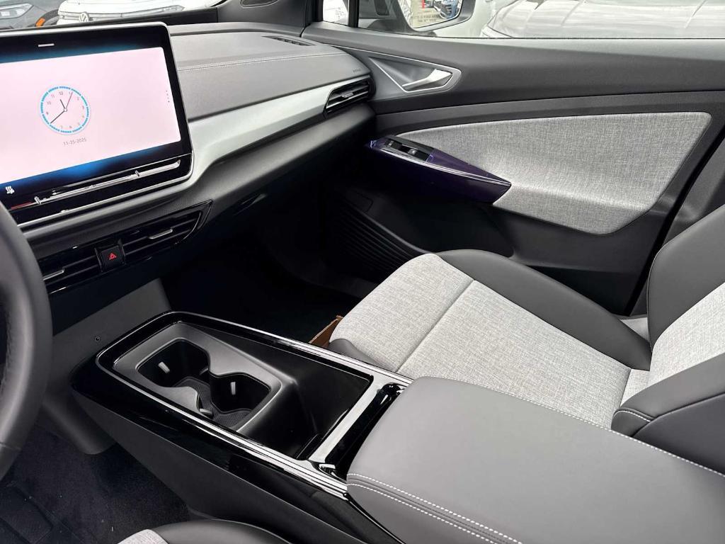 new 2025 Volkswagen ID.4 car, priced at $51,282