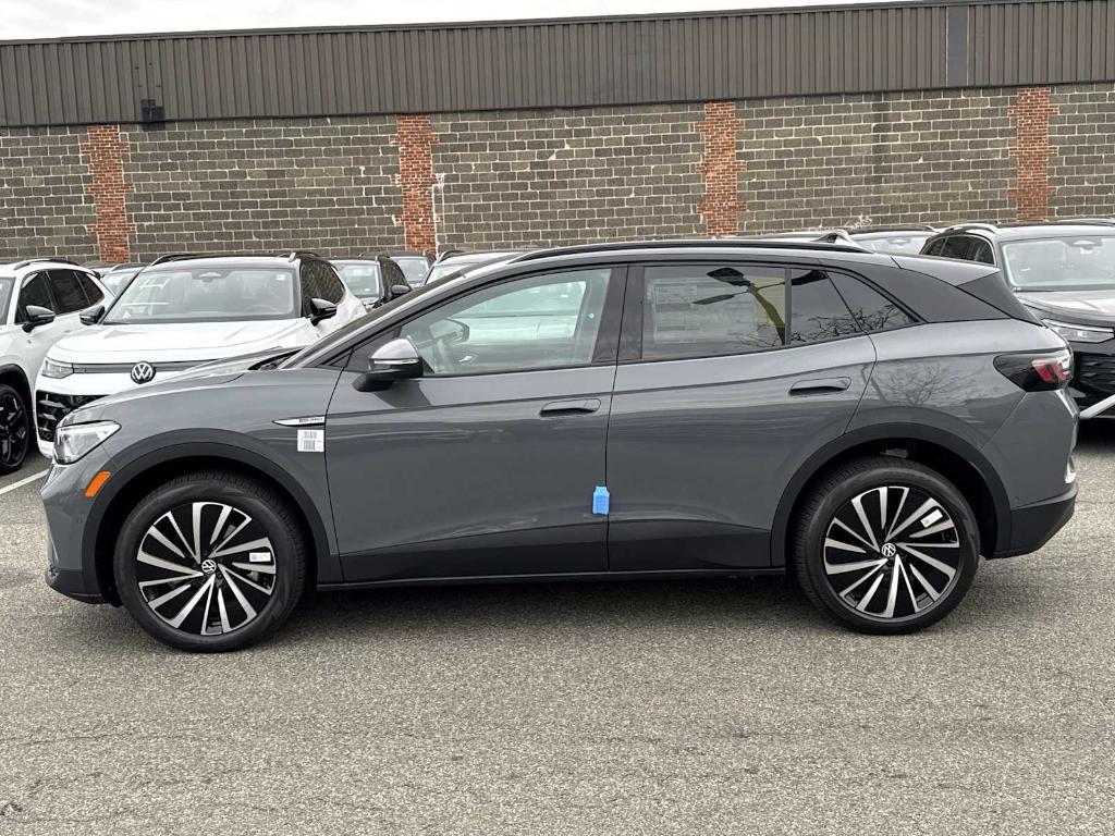 new 2025 Volkswagen ID.4 car, priced at $51,282