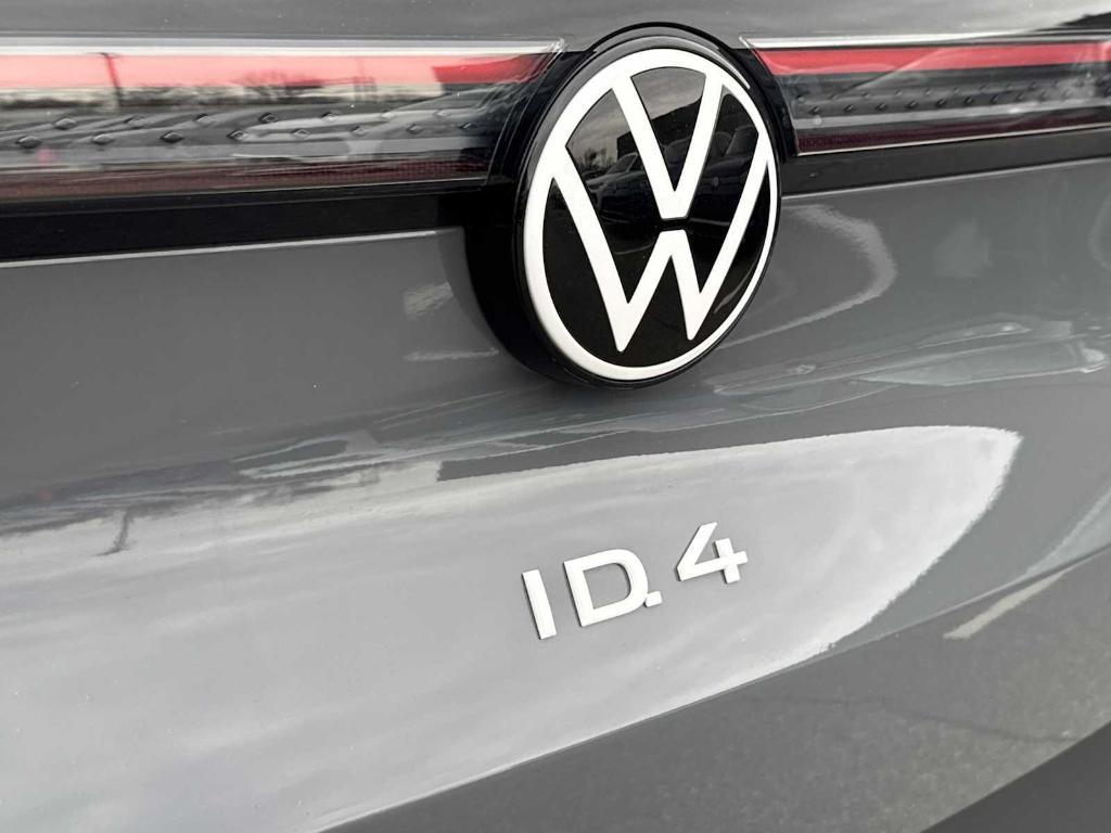 new 2025 Volkswagen ID.4 car, priced at $51,282